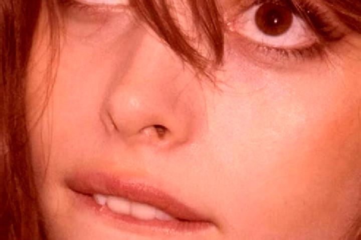 Nora, 26, a chestnut grey-eyed mediterranean companion based in Pyle. Offering A-Level, Domination, BDSM. Available for incall and outcall, overnight booking...