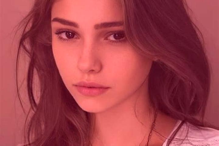 Nora, 26, a chestnut hazel-eyed slavic companion based in Wote. Offering CIM, Girlfriend Experience, Overnight. Available for incall and outcall, overnight b...