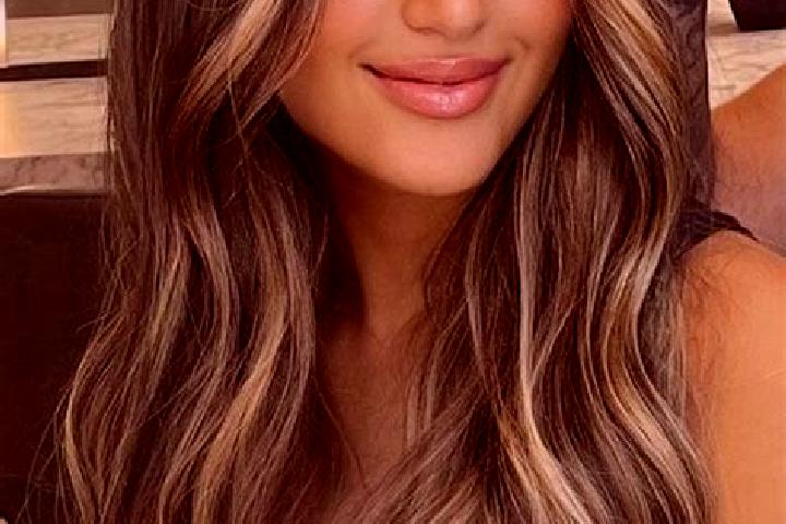 Nora, 26, a dark blonde brown-eyed indian companion based in Kilkeel. Offering Roleplay, Domination, Dinner Date, Tantra, Travel Companion. Available for inc...
