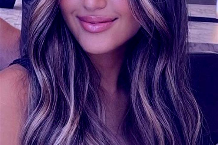 Nora, 26, a dark blonde brown-eyed middle eastern companion based in Sehualaca. Offering Striptease, Dinner Date, Erotic Massage, CIM. Available for incall a...