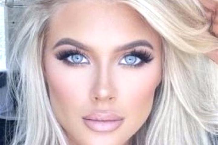 Nora, 26, a platinum blonde dark-eyed latina companion based in Sfakaki. Offering Fetish, Erotic Massage, Duos. Available for incall and outcall, overnight b...