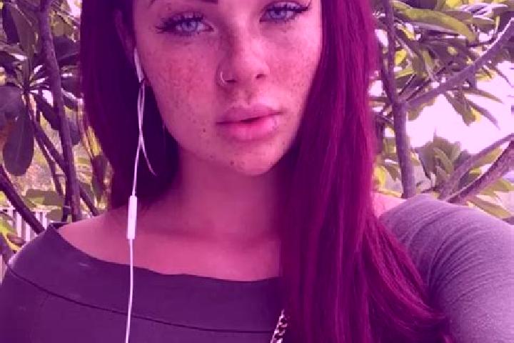 Nora, 26, a red green-eyed latina companion based in Penmaenmawr. Offering Duos, Party Girl, Couples, 69. Available for incall and outcall, overnight booking...