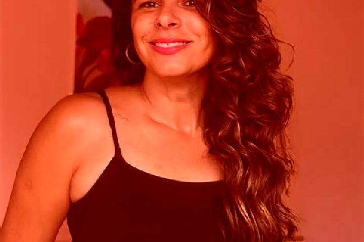 Nora, 26 — Escort in Campanha, Brazil