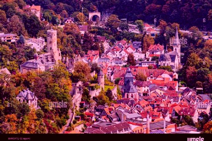 Nora, 26 — Escort in Eppstein, Germany