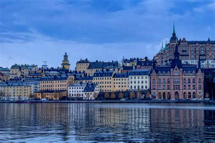 Nora, 26 — Escort in Haernoesand, Sweden