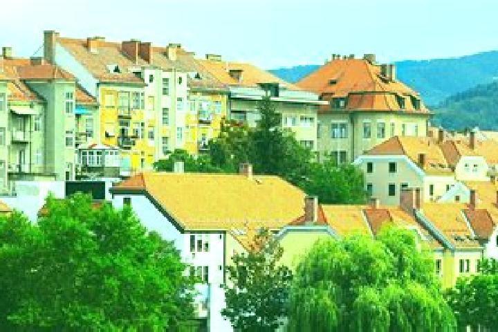 Nora, 26 — Escort in Hotemaze, Slovenia