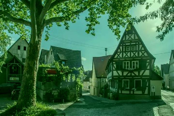 Nora, 26 — Escort in Kirchheim am Neckar, Germany