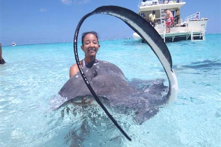 Nora, 26 — Escort in Old Man Bay, Cayman Islands
