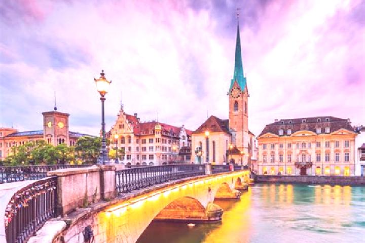 Nora, 26 — Escort in Pampigny, Switzerland