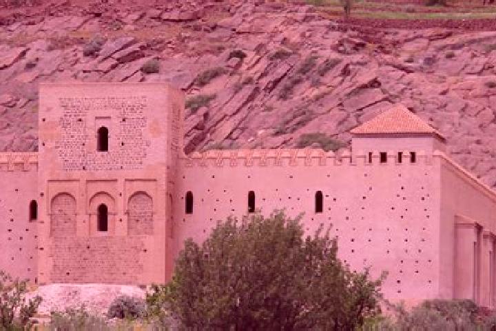 Nora, 26 — Escort in Talat-n-Ya qoub, Morocco