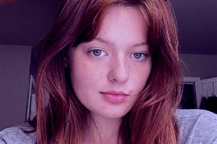 Nora, 27, a auburn grey-eyed european companion based in Cuyabeno. Offering GFE, A-Level, Roleplay. Available for incall and outcall, day and evening dates.