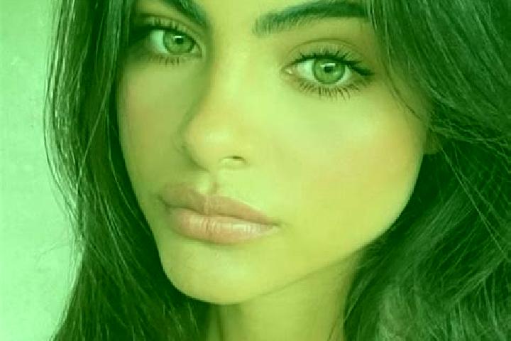 Nora, 27, a brunette dark-eyed caucasian companion based in Sangao. Offering Domination, Party Girl, Couples, 69. Available for incall and outcall, overnight...