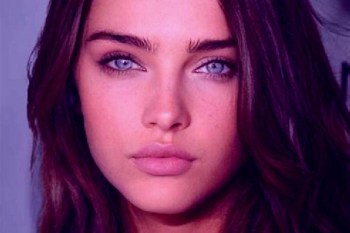 Nora, 27, a brunette grey-eyed asian companion based in Mtsamdou. Offering A-Level, GFE, Overnight, Dinner Date. Available for incall and outcall, overnight ...