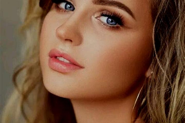 Nora, 27, a dark blonde blue-eyed caucasian companion based in Rycroft. Offering Dinner Date, Party Girl, CIM. Available for incall and outcall, overnight bo...