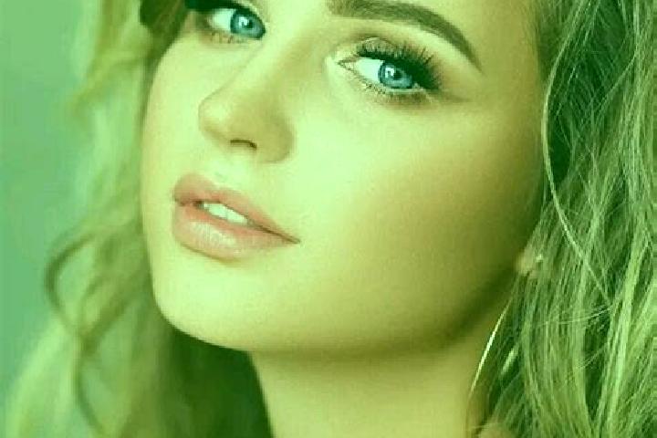 Nora, 27, a dark blonde blue-eyed mediterranean companion based in Djidja. Offering Tantra, GFE. Available for incall and outcall, overnight bookings available.