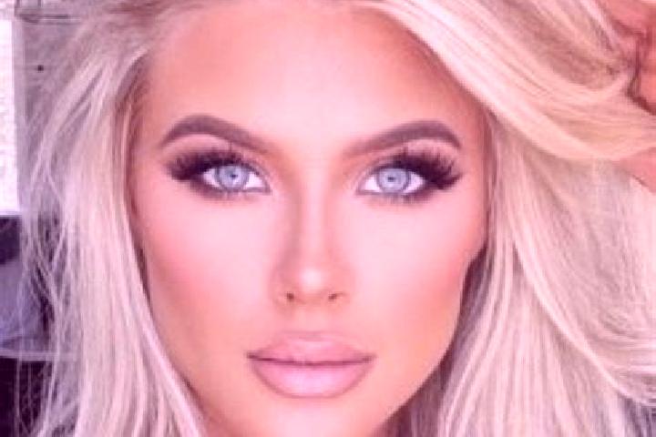 Nora, 27, a platinum blonde hazel-eyed caucasian companion based in Warwick. Offering Massage, CIM, Deep French Kissing, A-Level. Available for incall and ou...