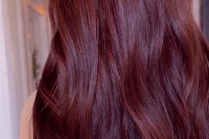 Nora, 27, a red brown-eyed ebony companion based in Bolanos de Campos. Offering CIM, Girlfriend Experience. Available for incall and outcall, overnight booki...