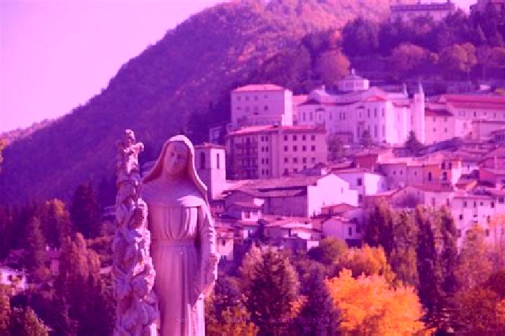 Nora, 27 — Escort in Cascia, Italy