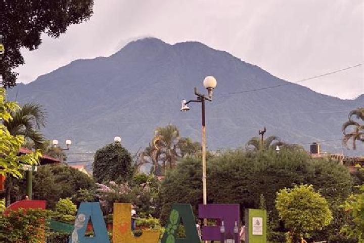 Nora, 27 — Escort in Costa de Oro, Mexico