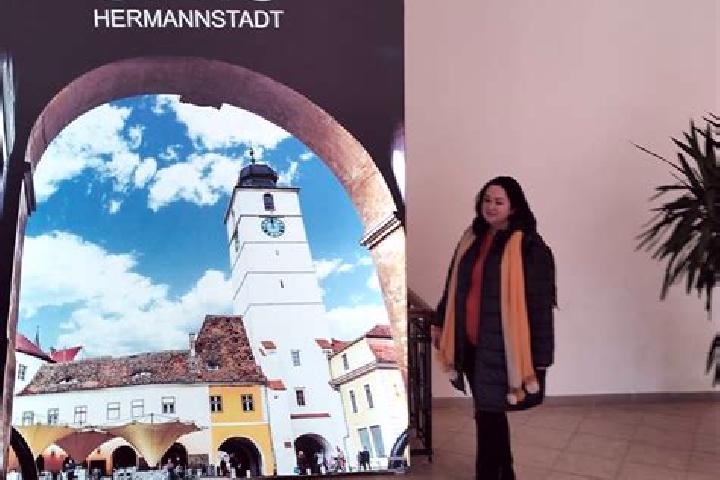 Nora, 27 — Escort in Cranguri, Romania