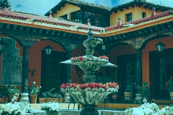 Nora, 27 — Escort in Huehuetan, Mexico