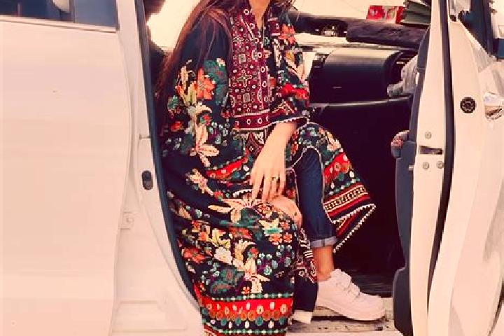 Nora, 27 — Escort in Jamshoro, Pakistan