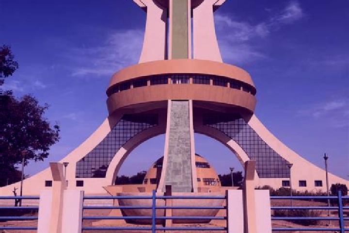 Nora, 27 — Escort in Ouagadougou, Burkina Faso