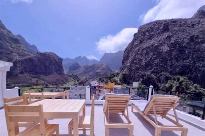 Nora, 27 — Escort in Santo Antao, Portugal