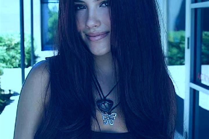 Nora, 28, a auburn dark-eyed caribbean companion based in Ramallah. Offering Dinner Date, Duos, Tantra, Domination. Available for incall and outcall, overnig...