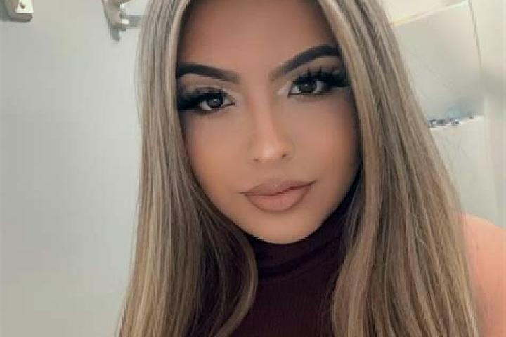 Nora, 28, a blonde amber-eyed latina companion based in Xushe. Offering A-Level, OWO, Massage. Available for incall and outcall, day and evening dates.