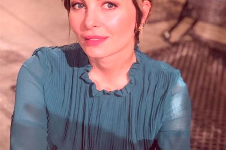 Nora, 28 — Escort in Coperchia, Italy