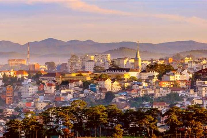 Nora, 28 — Escort in Da Lat, Vietnam