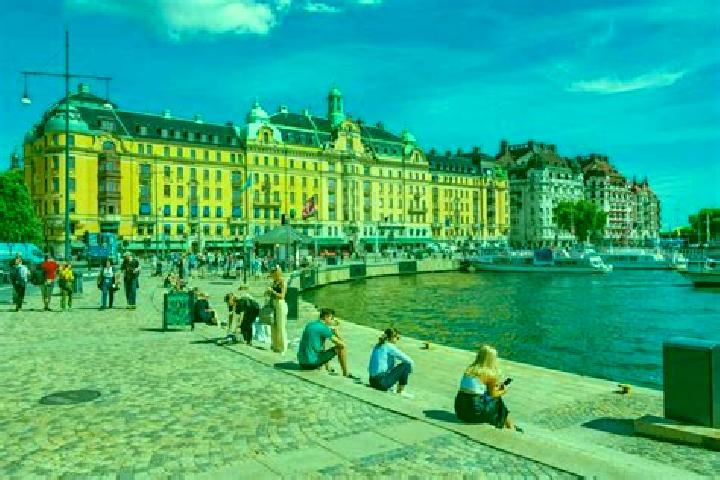Nora, 28 — Escort in Dalaroe, Sweden