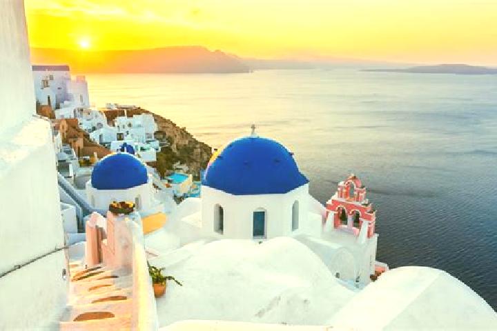 Nora, 28 — Escort in Epiniana, Greece