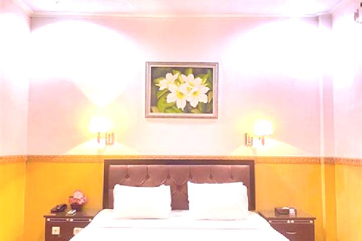 Nora, 28 — Escort in Ketanggungan, Indonesia