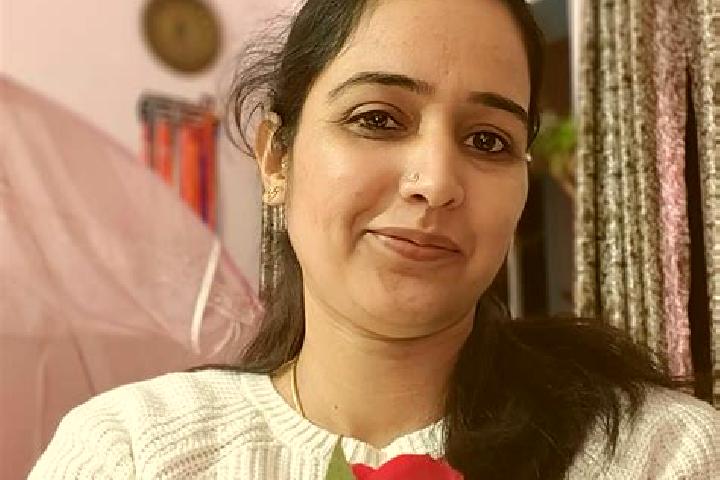 Nora, 28 — Escort in Kusum Pur, India