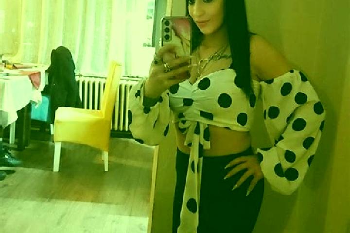 Nora, 28 — Escort in Markovac, Serbia