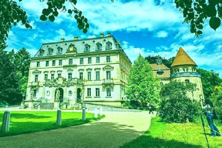 Nora, 28 — Escort in Petersroda, Germany