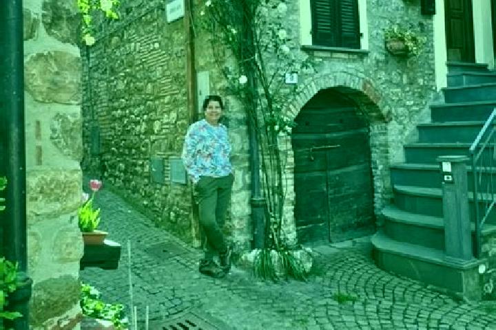 Nora, 28 — Escort in Stazione di Allerona, Italy