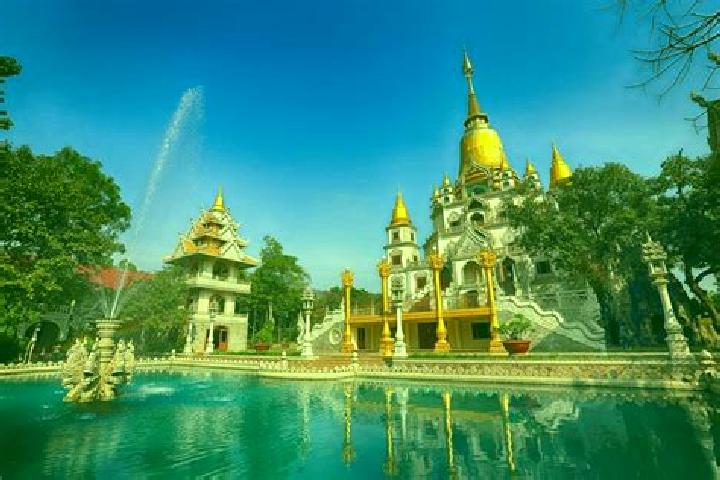 Nora, 28 — Escort in Thi Tran Phuoc Buu, Vietnam