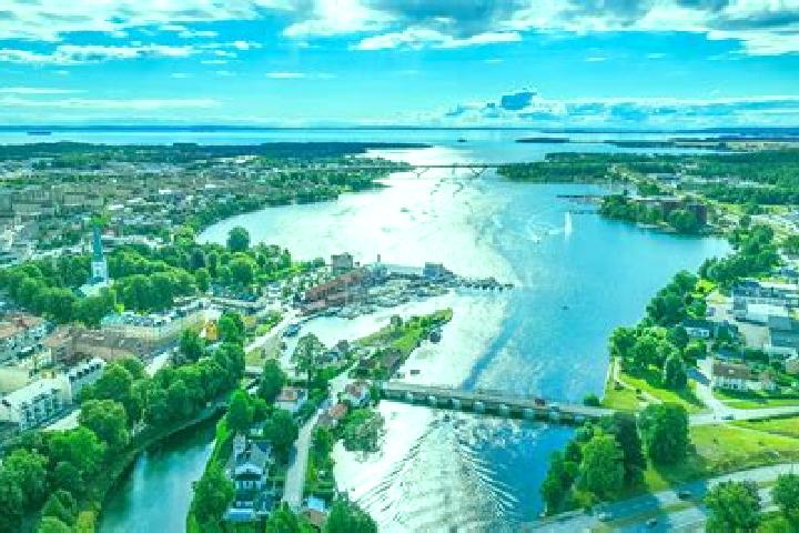 Nora, 28 — Escort in Vadstena, Sweden