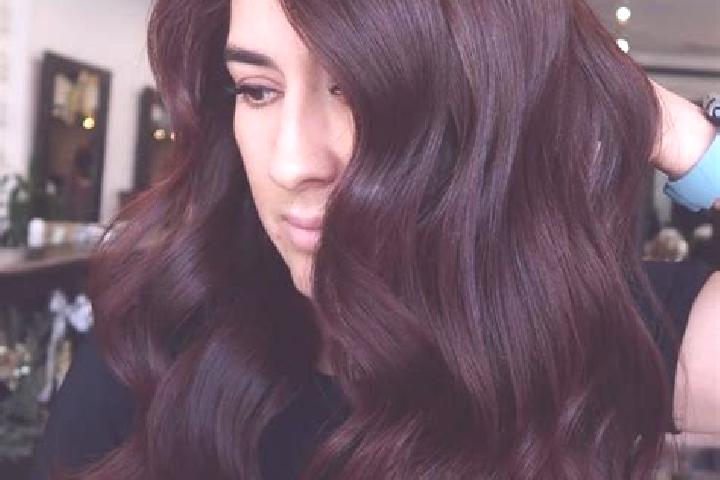Nora, 29, a auburn dark-eyed middle eastern companion based in Penengahan. Offering Duos, Prostate Massage, Travel Companion, Striptease. Available for incal...