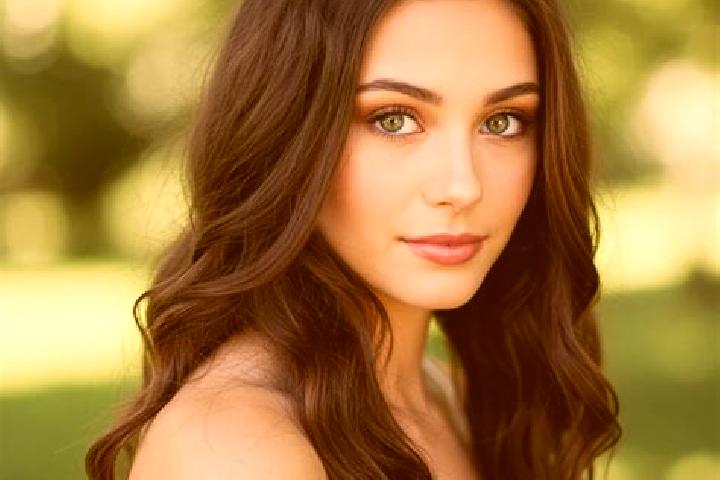 Nora, 29, a black hazel-eyed mixed companion based in Odzaci. Offering Striptease, Roleplay, Deep French Kissing. Available for incall and outcall, day and e...