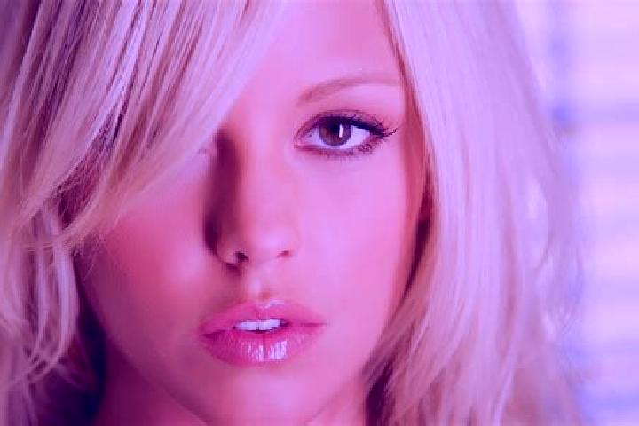 Nora, 29, a blonde brown-eyed slavic companion based in Vitezna. Offering Fetish, Erotic Massage, Deep French Kissing, BDSM, A-Level. Available for incall an...