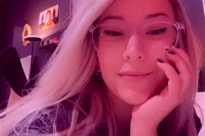 Nora, 29, a blonde grey-eyed latina companion based in Livermore. Offering Tantra, Striptease, Deep French Kissing, Roleplay, GFE. Available for incall and o...