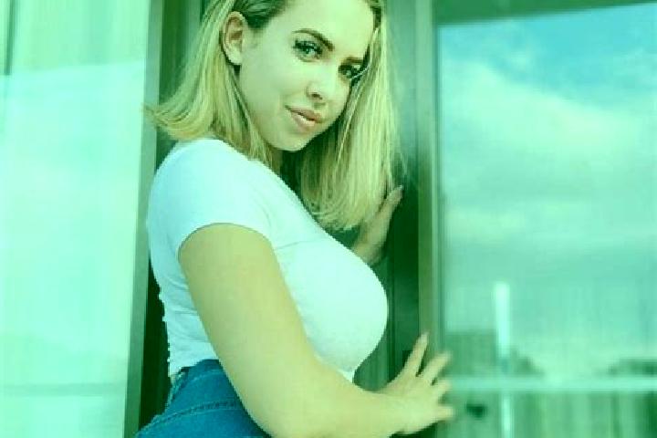 Nora, 29, a blonde hazel-eyed mixed companion based in Doninos de Salamanca. Offering A-Level, Couples, Roleplay. Available for incall and outcall, overnight...