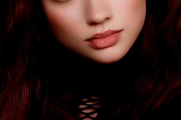 Nora, 29, a brunette dark-eyed ebony companion based in Kien Chrey. Offering Domination, Striptease, CIM. Available for incall and outcall, overnight booking...