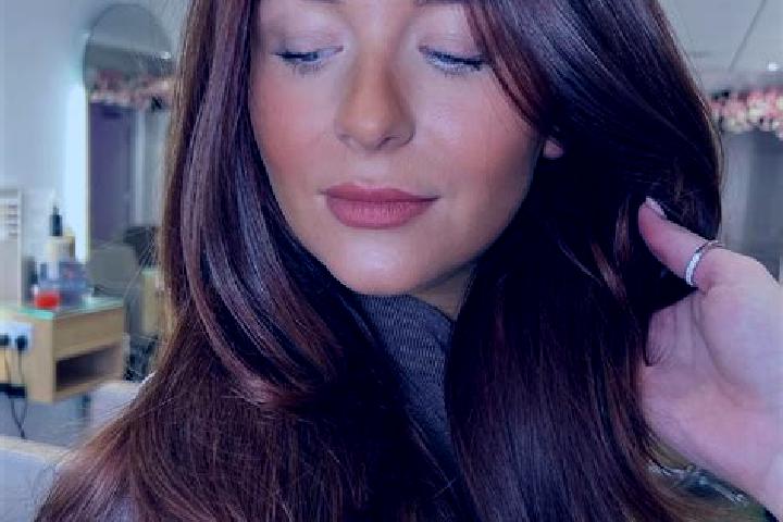 Nora, 29, a chestnut brown-eyed indian companion based in Moussouminien. Offering Erotic Massage, Party Girl, Prostate Massage. Available for incall and outc...