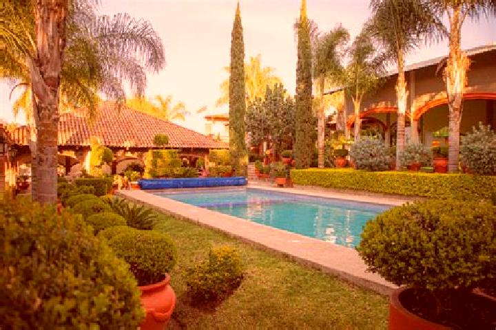 Nora, 29, a red hazel-eyed middle eastern companion based in Ixtlahuacan de los Membrillos. Offering Dinner Date, Erotic Massage, CIM, GFE. Available for inc...
