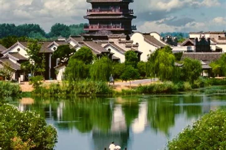 Nora, 29 — Escort in Liuhe, China